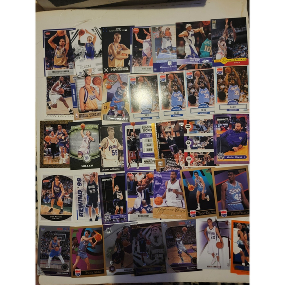 225+ Large Lot Of NBA Trading Cards Vintage Modern Inserts Rcs Sacramento Kings